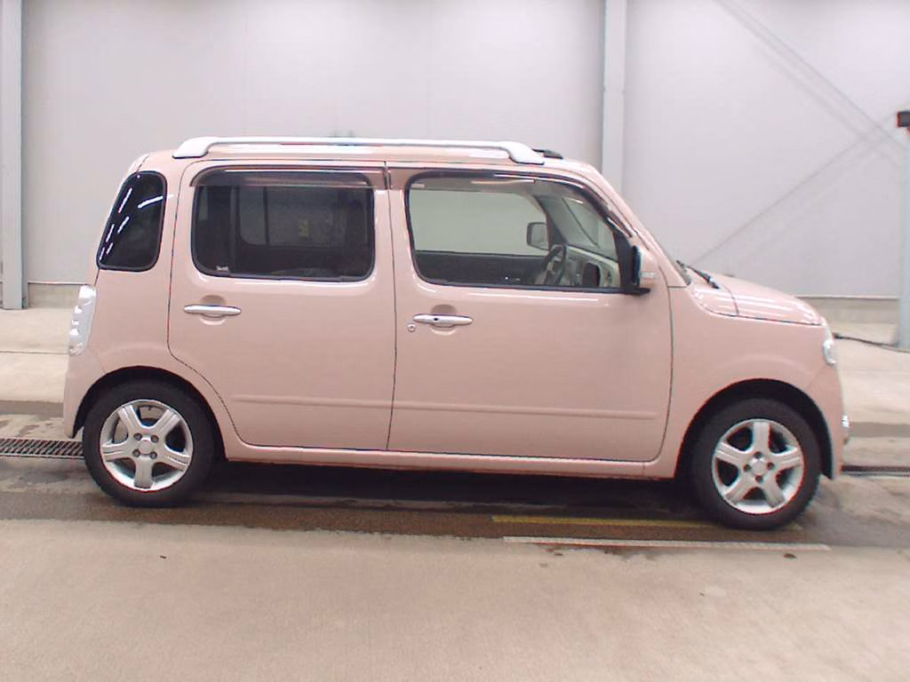 DAIHATSU MIRA COCOA