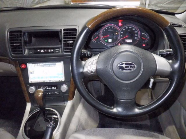 SUBARU LEGACY