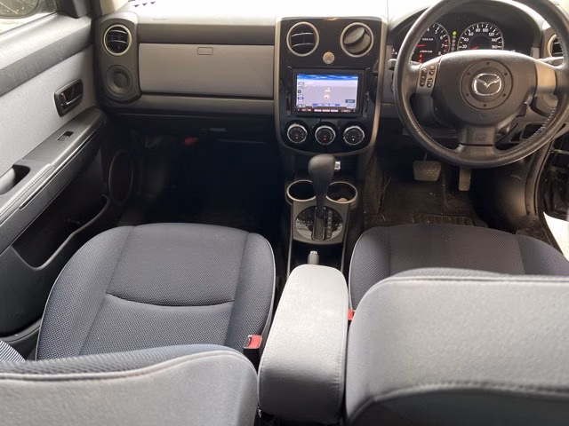 MAZDA VERISA