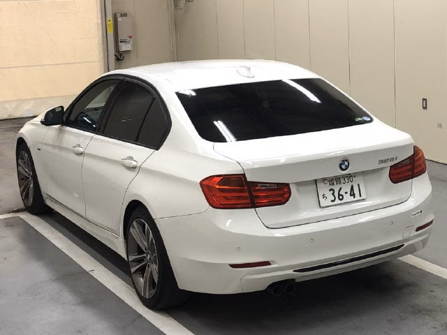 BMW 3-SERIES
