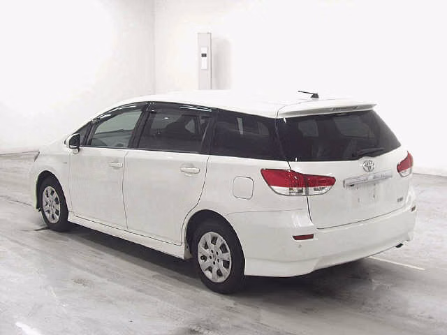 TOYOTA WISH