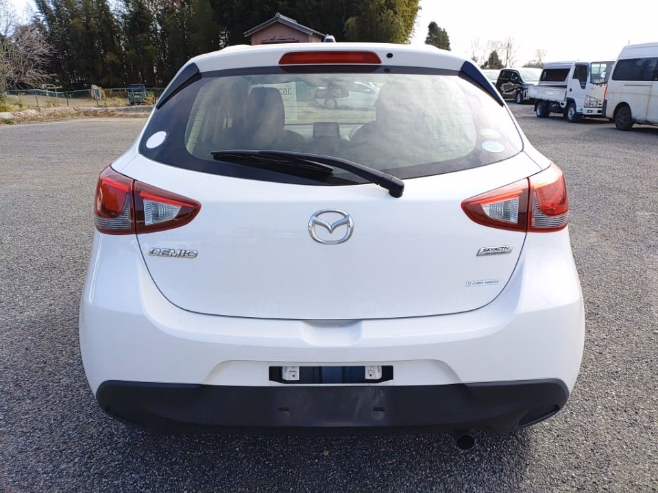 MAZDA DEMIO