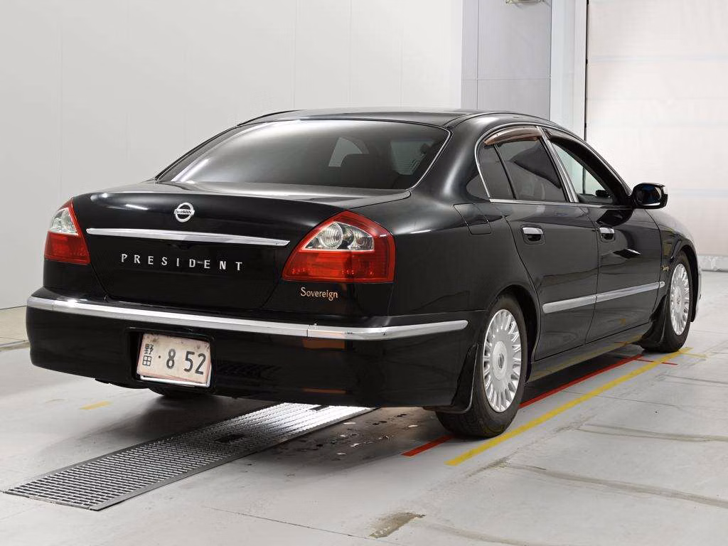 NISSAN PRESIDENT