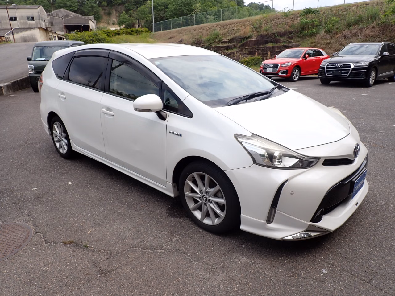 TOYOTA PRIUS ALPHA