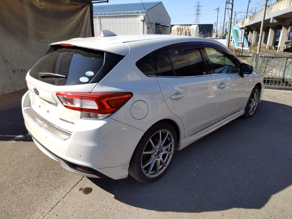 SUBARU IMPREZA