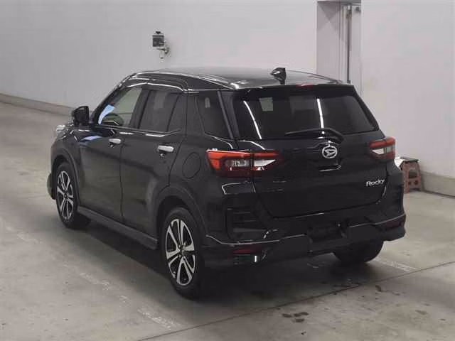 DAIHATSU ROCKY