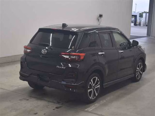 DAIHATSU ROCKY