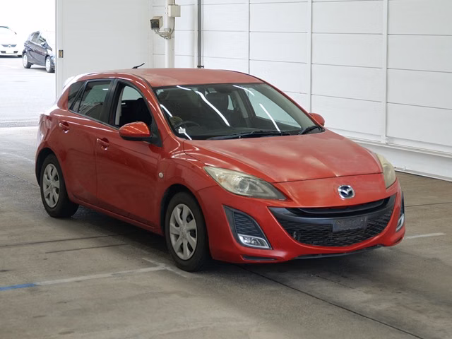 MAZDA AXELA