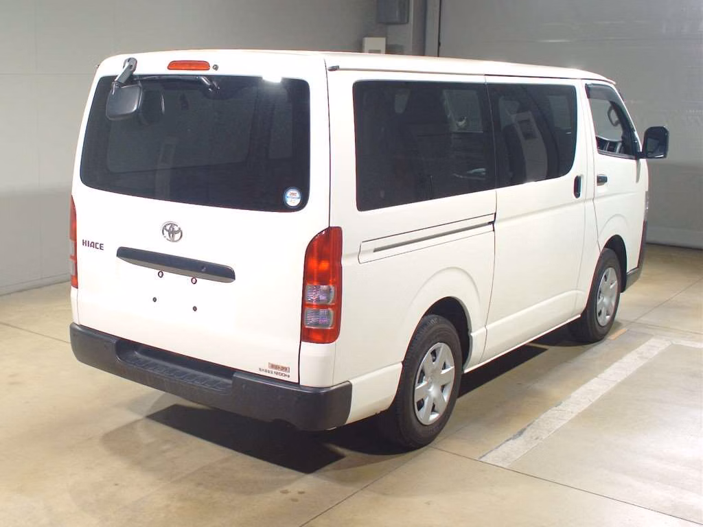 NISSAN CARAVAN
