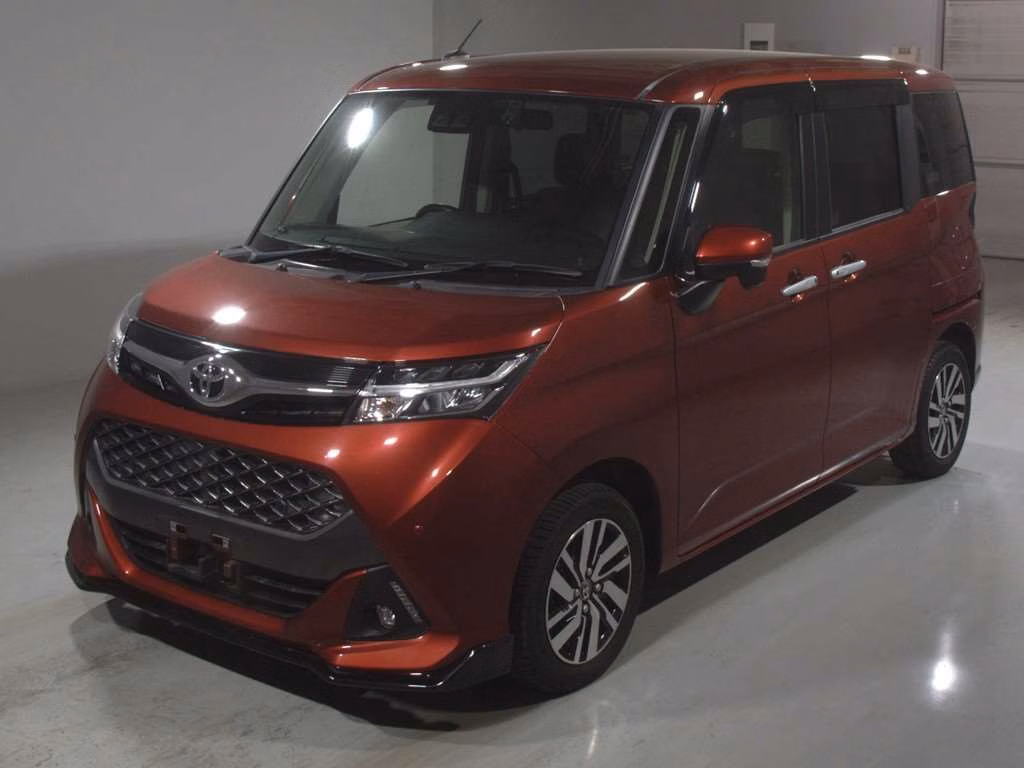 TOYOTA TANK
