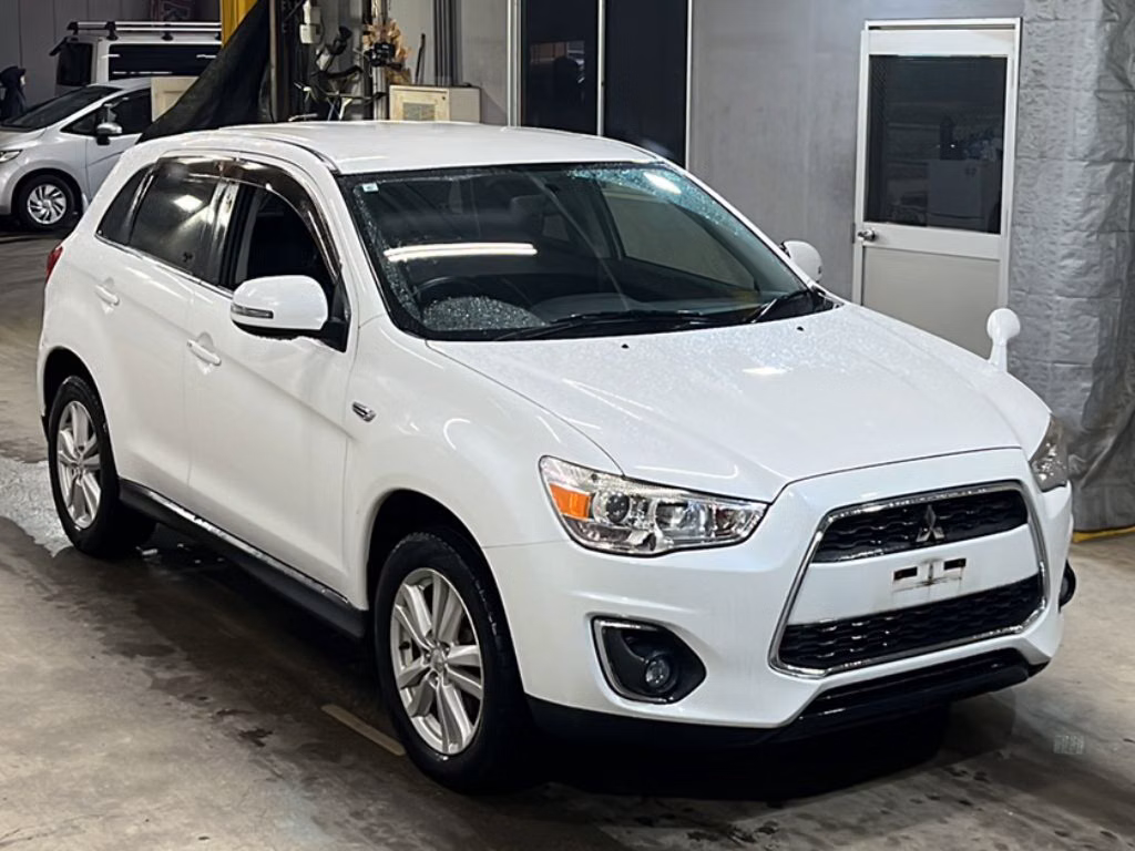 MITSUBISHI RVR