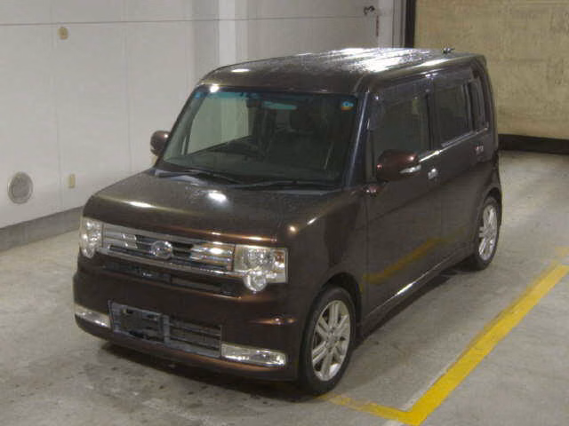 DAIHATSU MOVE CONTE