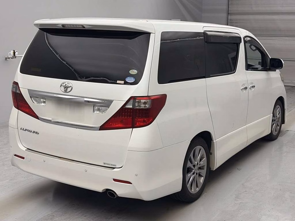 TOYOTA ALPHARD