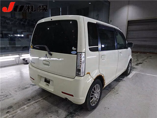 MITSUBISHI EK WAGON