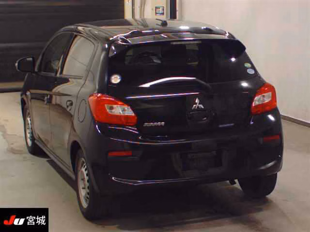 MITSUBISHI MIRAGE
