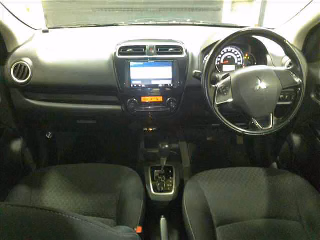 MITSUBISHI MIRAGE