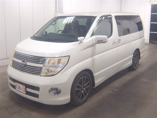NISSAN ELGRAND