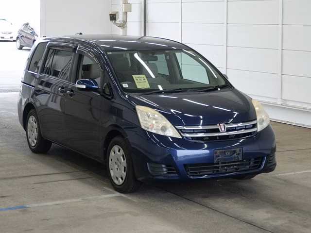 TOYOTA ISIS