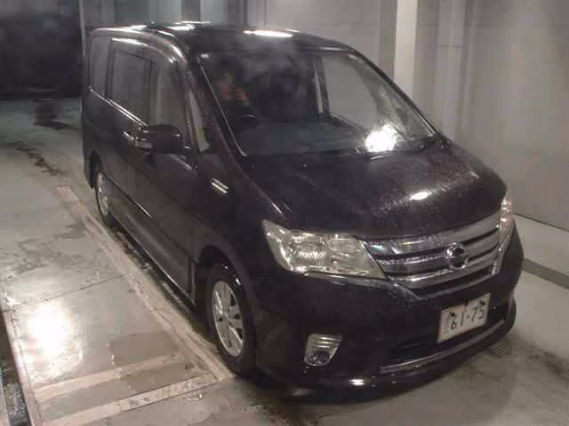NISSAN SERENA