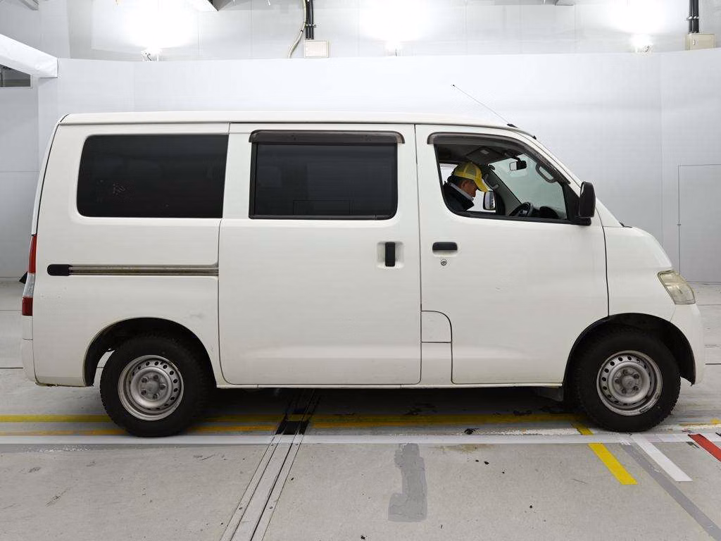 TOYOTA LITE ACE
