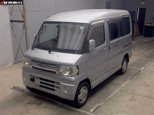 MITSUBISHI TOWN BOX