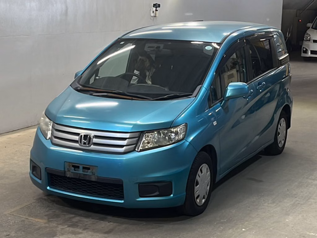HONDA FREED SPIKE