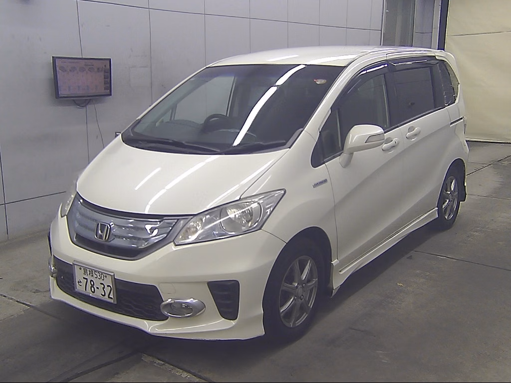 HONDA FREED