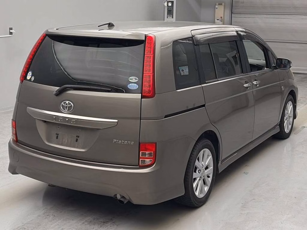 TOYOTA ISIS