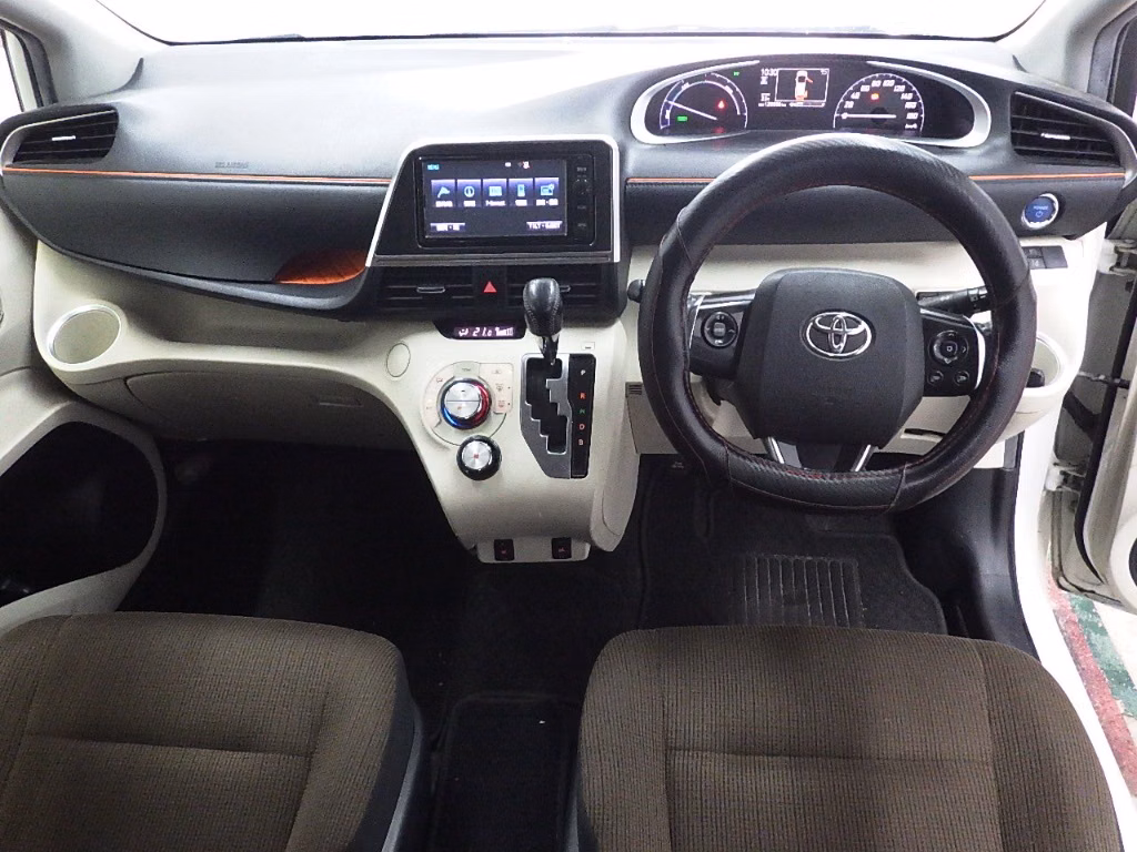 TOYOTA SIENTA