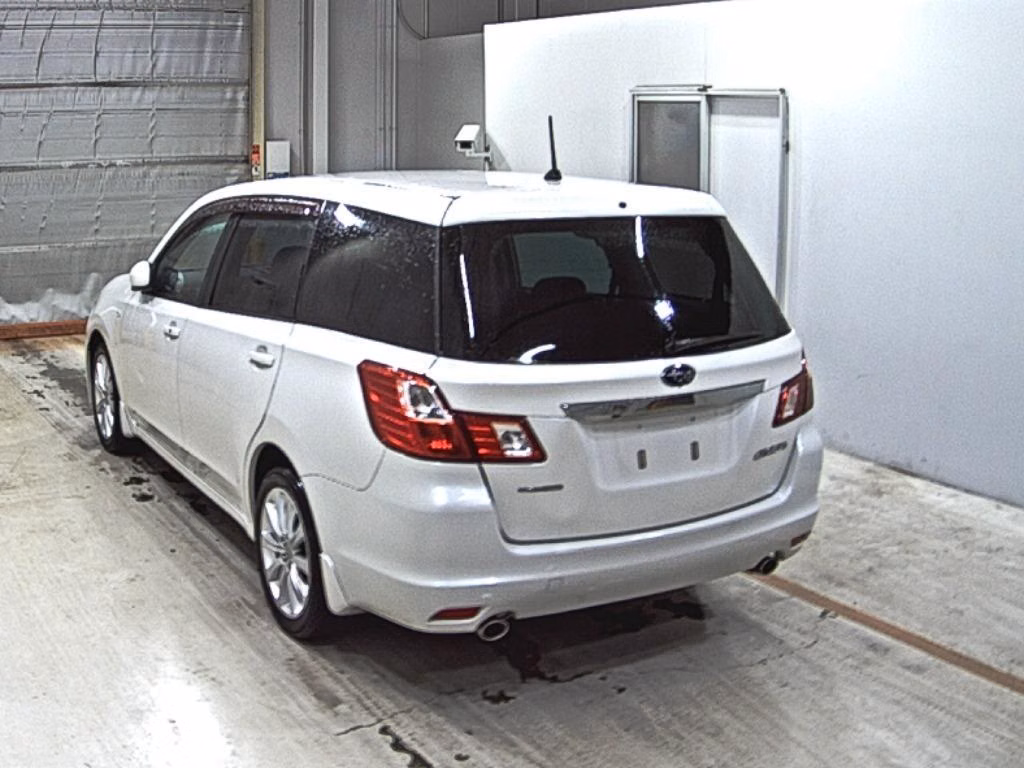 SUBARU EXIGA
