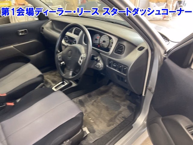 DAIHATSU STORIA