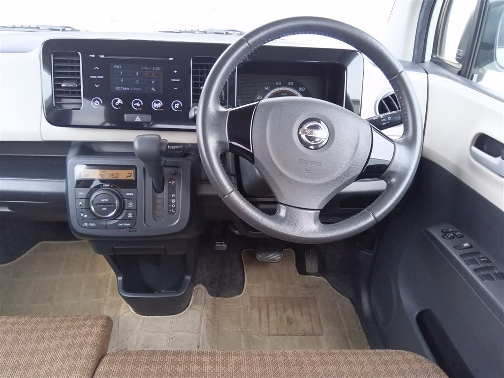 NISSAN MOCO