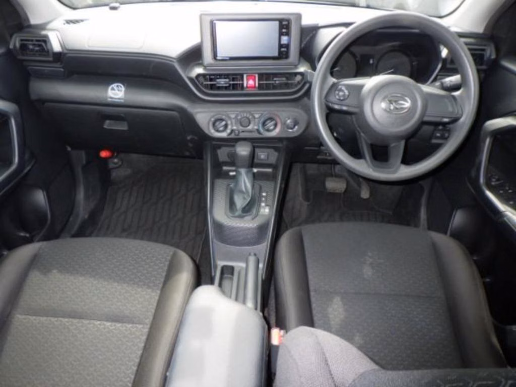 DAIHATSU ROCKY