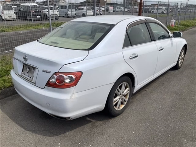 TOYOTA MARK X