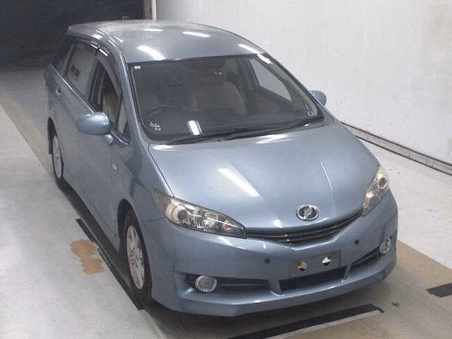 TOYOTA WISH