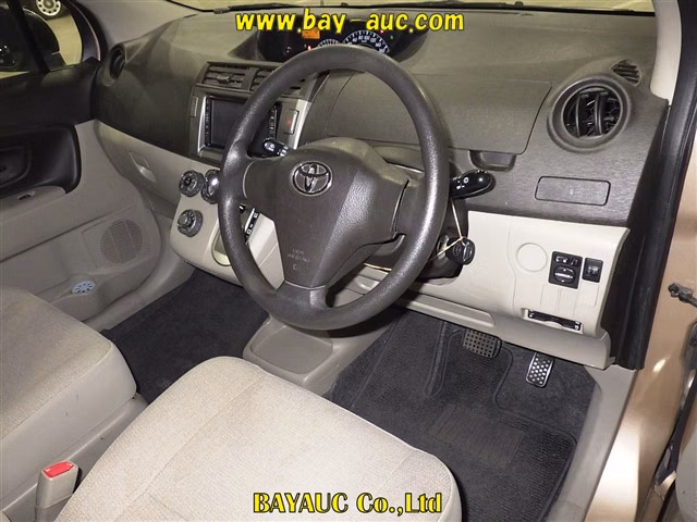TOYOTA PASSO SETTE
