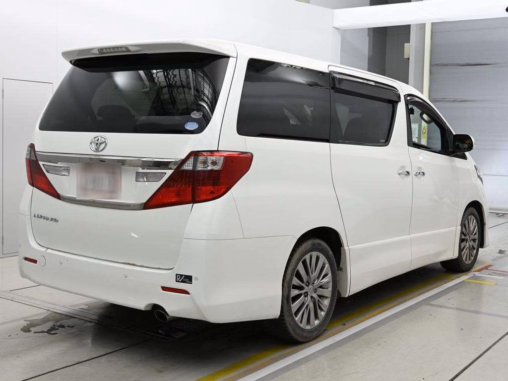 TOYOTA ALPHARD