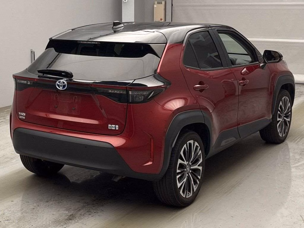TOYOTA YARIS CROSS