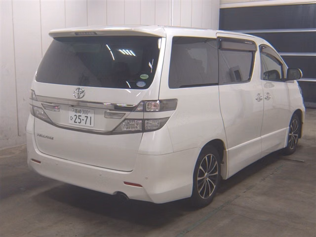 TOYOTA VELLFIRE