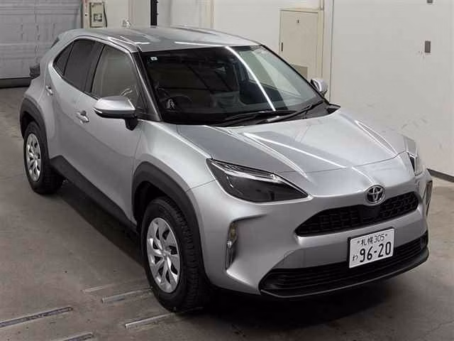 TOYOTA YARIS CROSS
