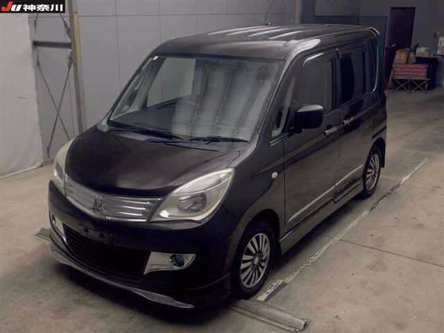 MITSUBISHI DELICA D:2