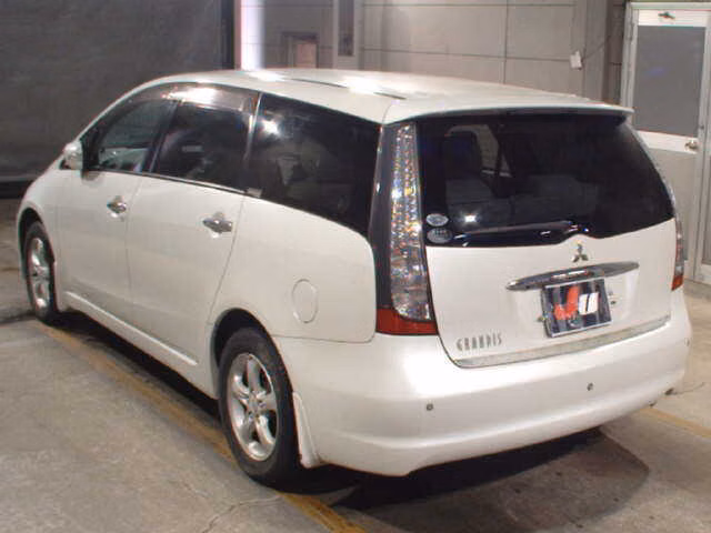 MITSUBISHI GRANDIS