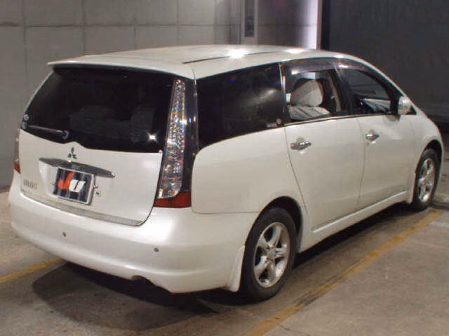 MITSUBISHI GRANDIS