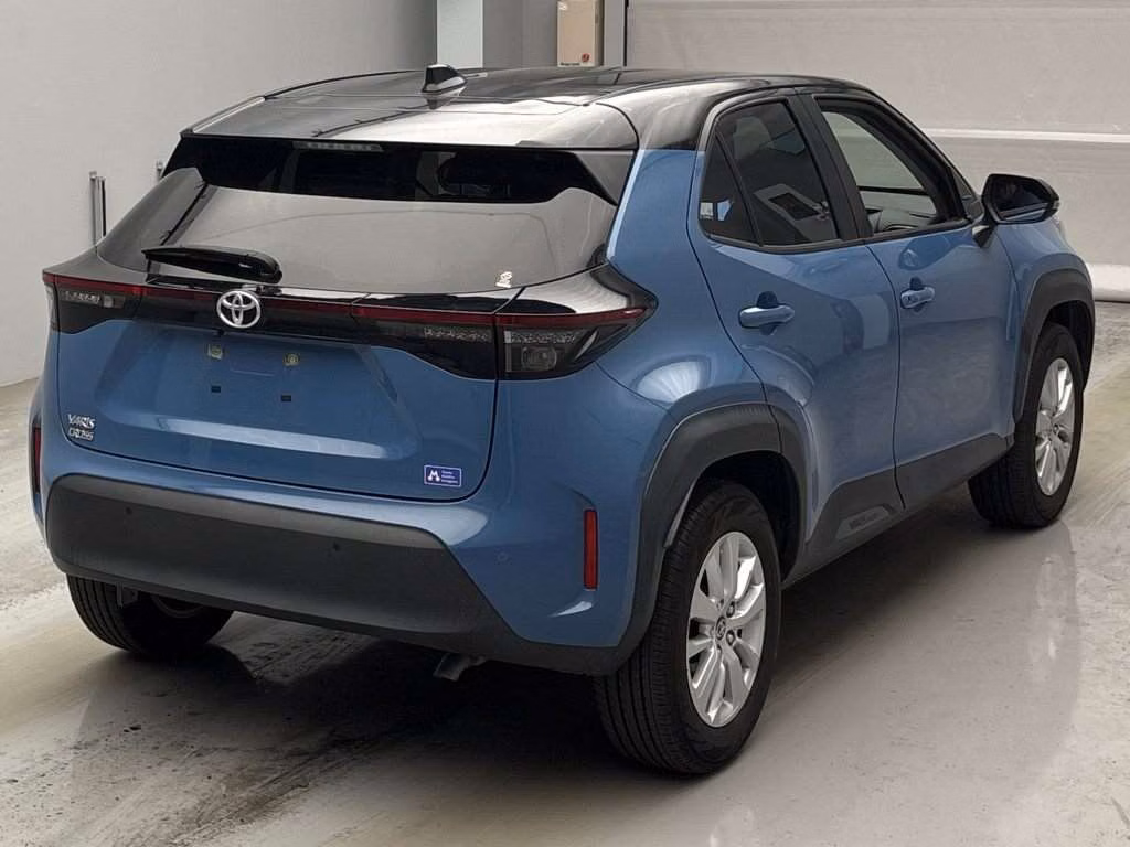 TOYOTA YARIS CROSS