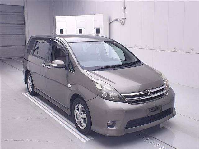 TOYOTA ISIS
