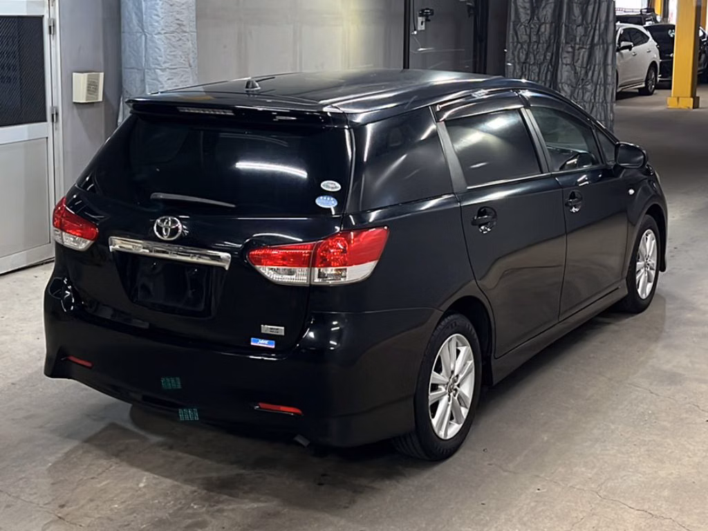 TOYOTA WISH