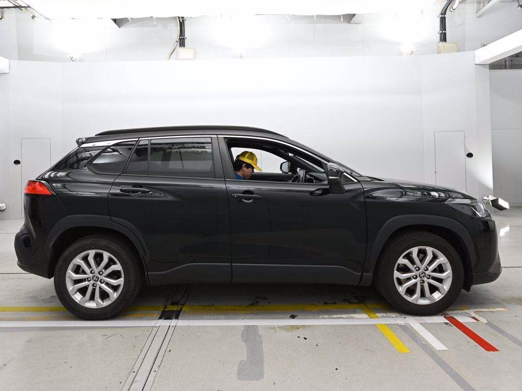 TOYOTA COROLLA CROSS