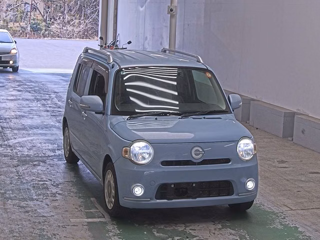 Daihatsu Mira Cocoa