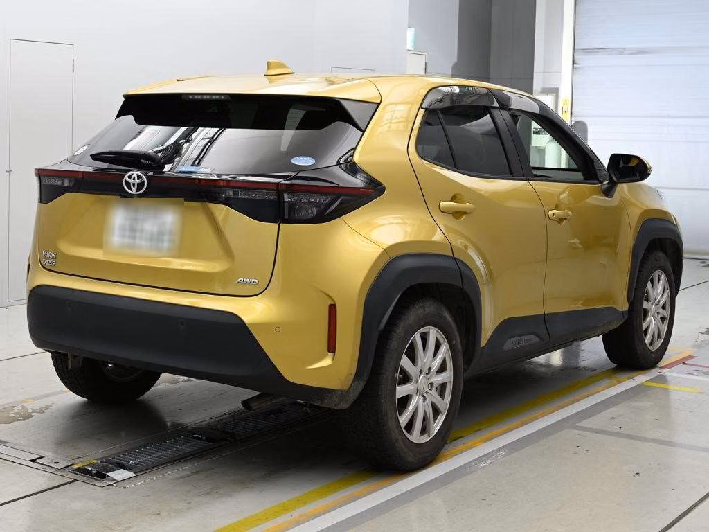 TOYOTA YARIS CROSS