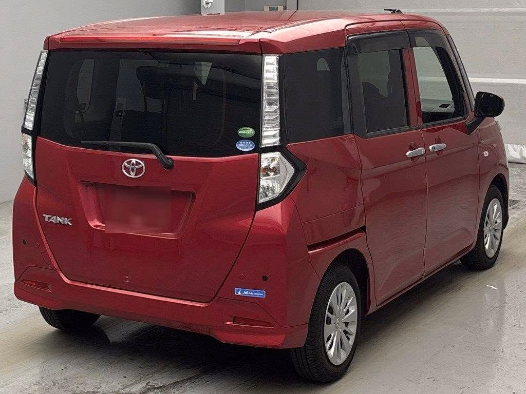 TOYOTA TANK